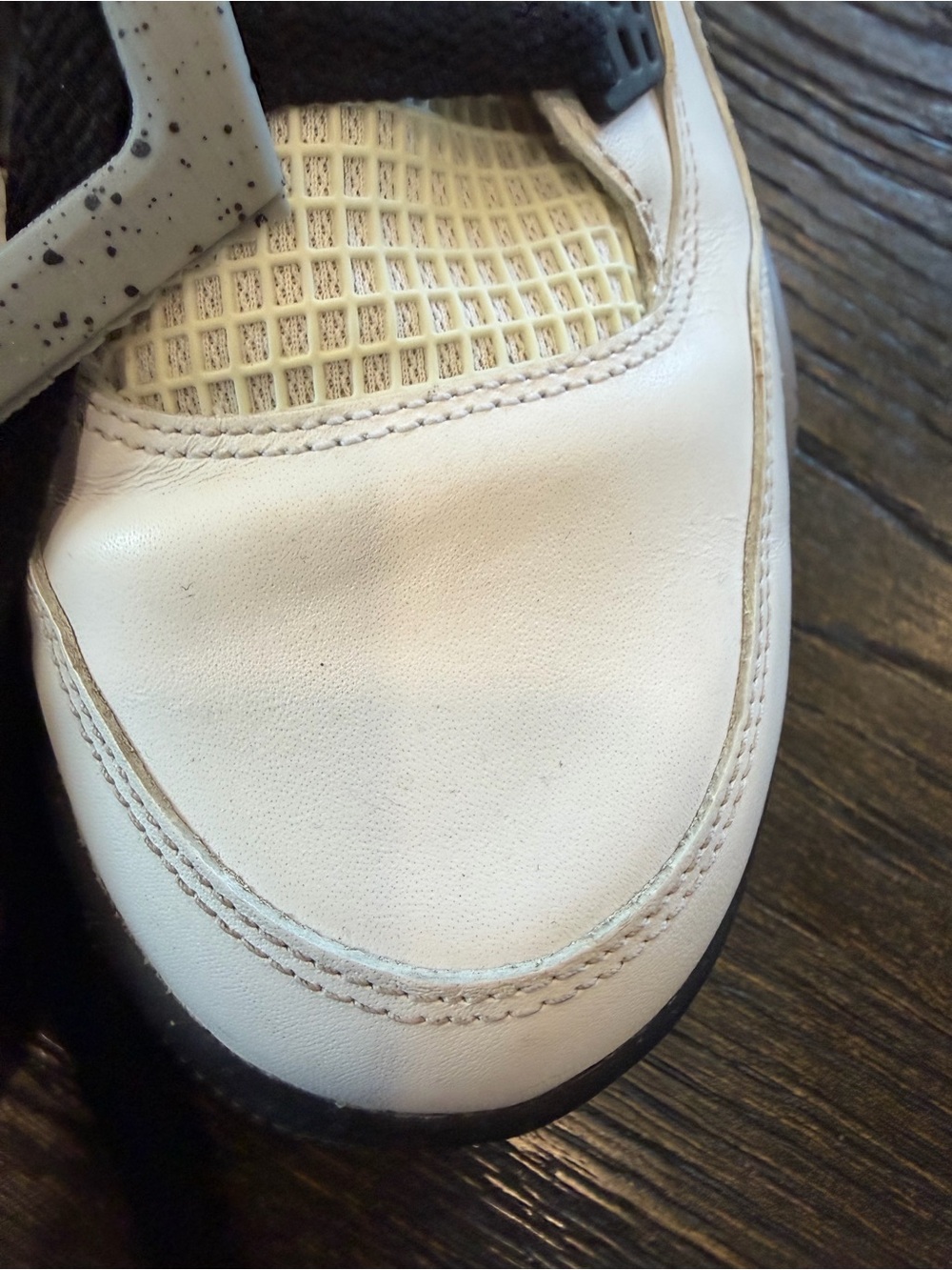 Jordan 4 Retro OG Mid White Cement - Size 11 - Picture 6 of 12